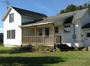 1121 N County Road 432, Gulliver, MI 49840