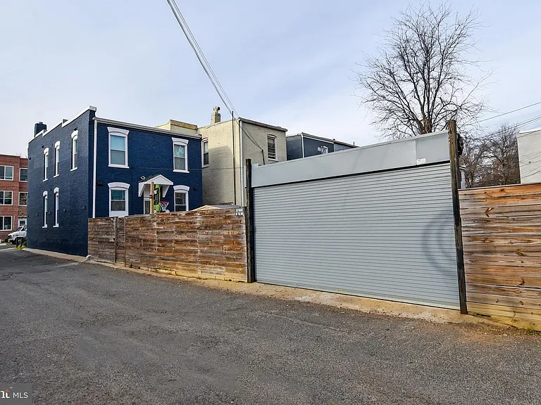 1117 Montello Ave NE — Photo 59