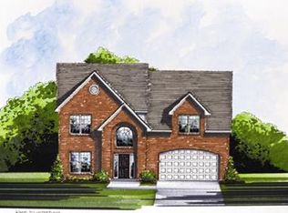 365 Gleneagles Way, Versailles, KY