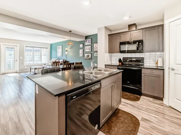 17832 78th St NW #108, Edmonton, AB T5Z 0P7