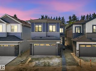 1717 Crossbill Loop, Edmonton, AB T5S0V1