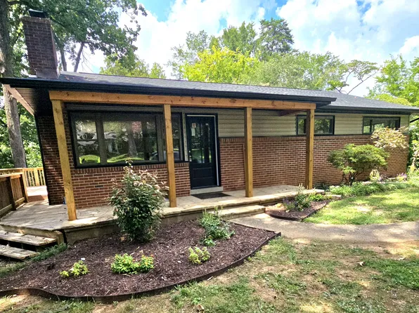 108 Hickory Dr, Maryville, TN 37804