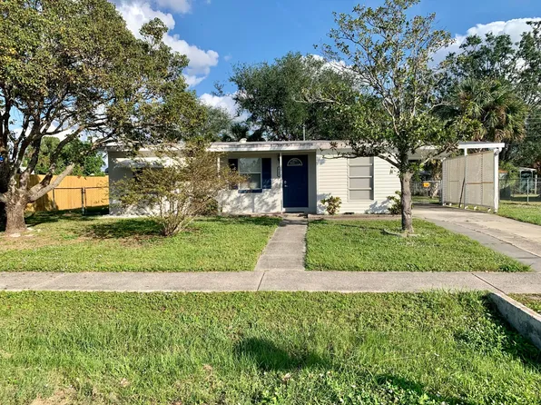 6142 Freemont St, North Port, FL 34287