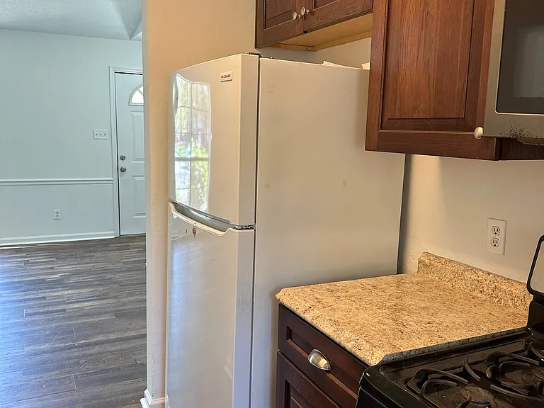 118 Cambridge Dr — Photo 19