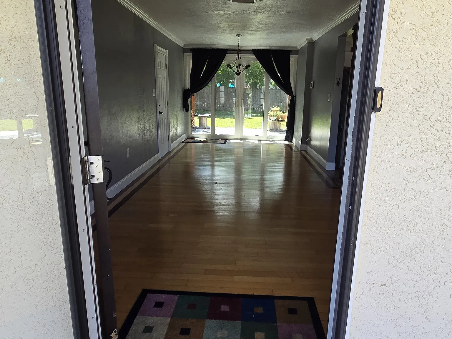 2 bed, 1383 sqft, $2,300 — Photo 2