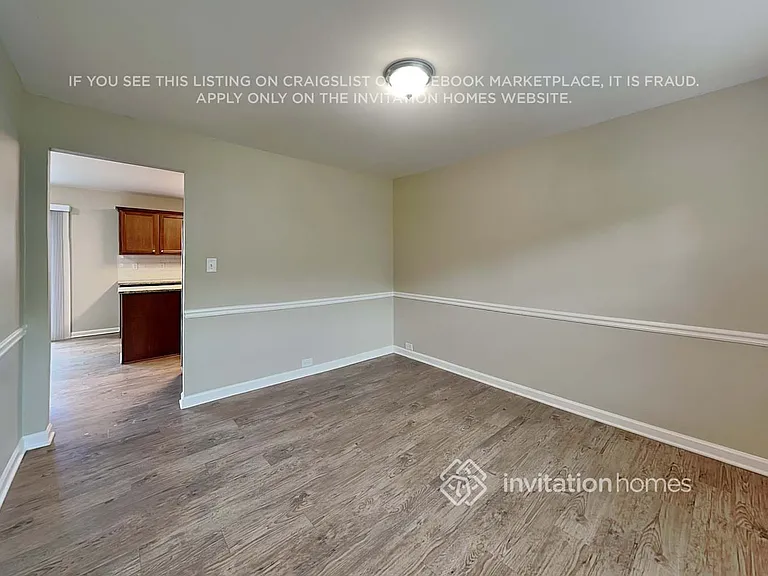 925 Donington Cir — Photo 18