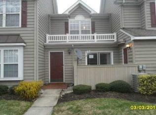 2319 Old Greenbrier Rd, Chesapeake, VA 23325