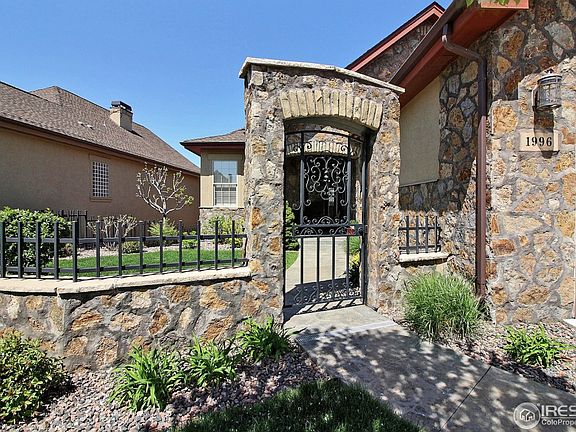 2nd image of 1996 Vineyard Dr