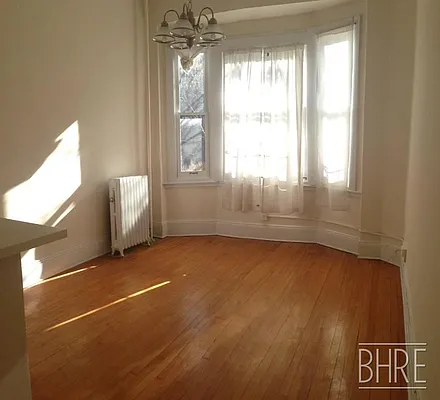 Rented by Brooklyn Heights Real Estate Inc | media 3
