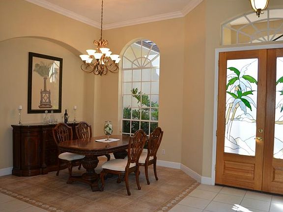 3rd image of 104 Bridgewood Ct
