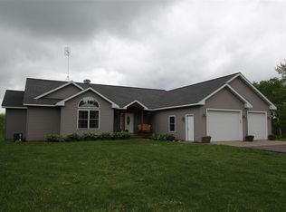 4724 Yegi Rd, Saginaw, MN 55779