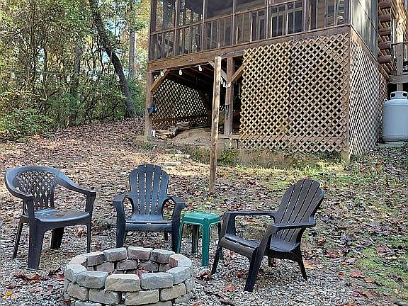 4th image of 142 Heavenly Rdg