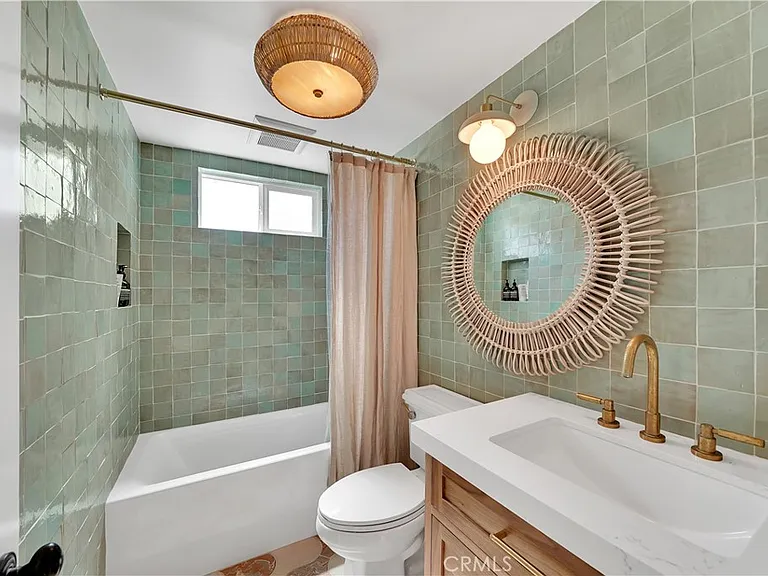 412 Acacia Ave — Photo 17