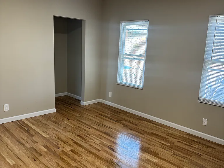 3301 Olinville Ave #2 — Photo 9