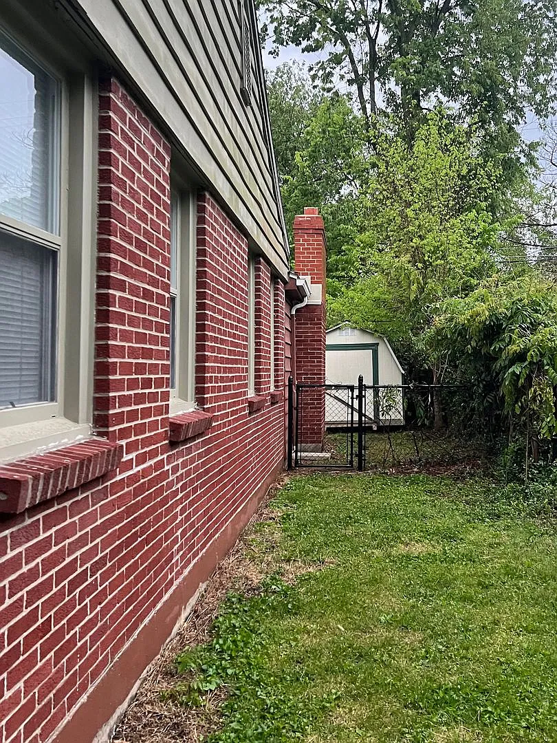 Stunning 3 Bedroom, 2 Bath Home in University Heights, Springfield - A Perfect Blend of Elegance ... — Photo 4
