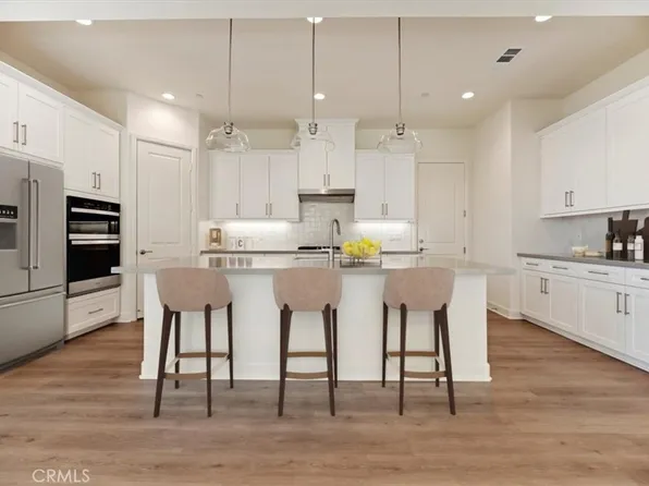 1420 E Moore St, Redlands, CA 92374