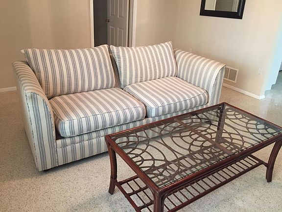 3rd image of 85 Horton Cir