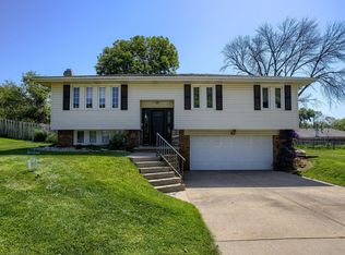 623 Simms Ave, Council Bluffs, IA 51503