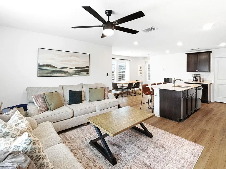 200 George Neggan Ln — Photo 6