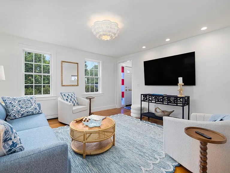 5 Tews Ct — Photo 3