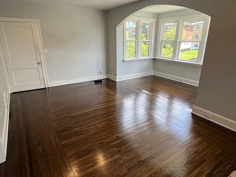 682 Greenwood Ave — Photo 9