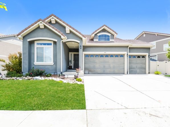 3485 Maplewood Ln