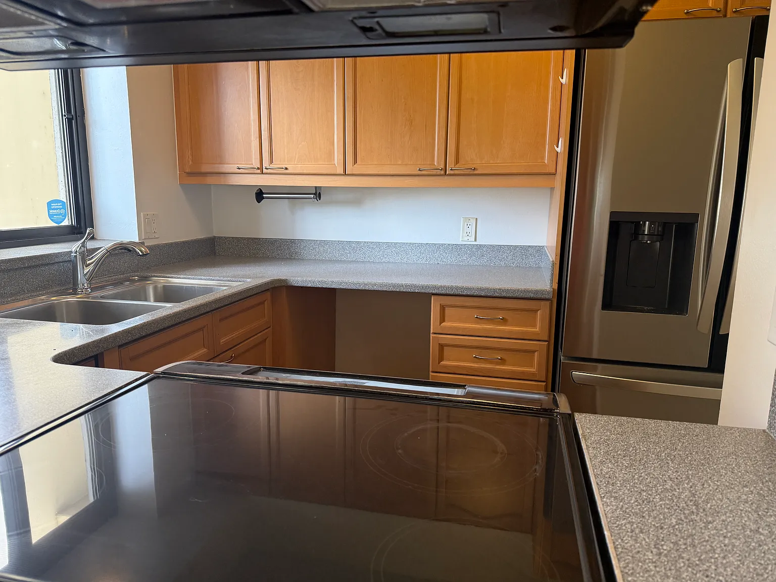 3 bed, 1316 sqft, $4,500 — Photo 4