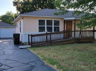 917 Sunshine Dr, Mount Vernon, MO 65712