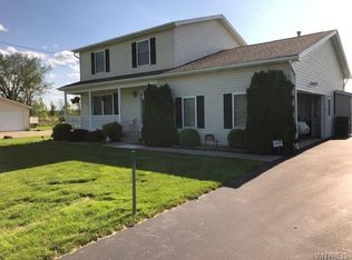 6836 Shawnee Rd, North Tonawanda, NY 14120