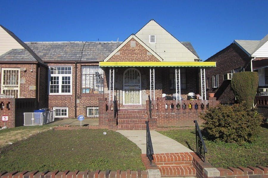 1st image of 183-17 Dunlop Ave