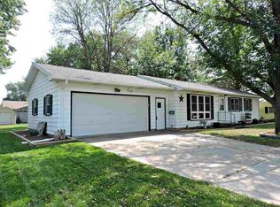 1245 8th St, Jesup, IA 50648