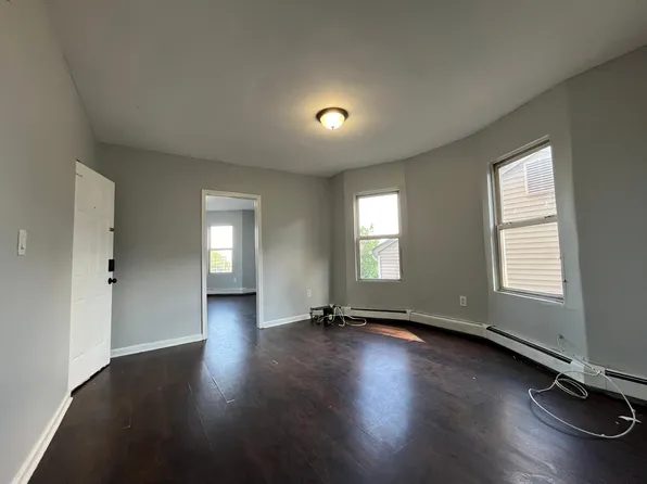 133 Elizabeth Ave, Newark, NJ