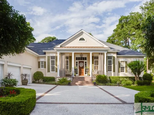 2 Lakewood Ret, Savannah, GA 31411