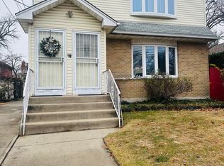 145-40 232nd St #1, Springfield Gardens, NY 11413