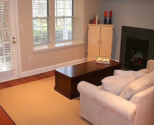 4th image of 2616 S Arlington Mill Dr #1