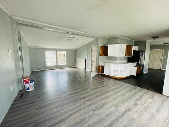 5th image of 2742 Briarwood Ave