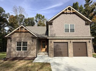 4447 Baggett Hollow Rd, Cunningham, TN 37052
