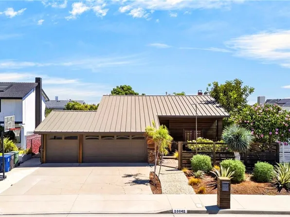 20042 Vintage Ln, Huntington Beach, CA 92646