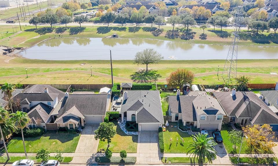 1st image of 12019 Breezy Meadow Dr