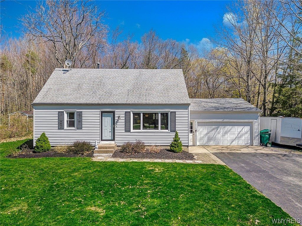 1918 N Creek Rd, Lake View, NY 14085 Zillow