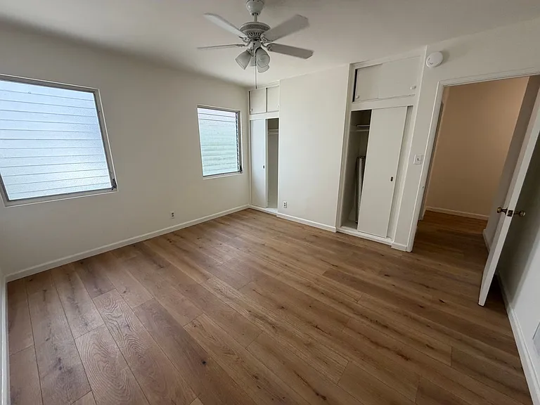 204 S Arnaz Dr — Photo 6