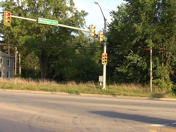 4th image of 1797 W Michigan Ave