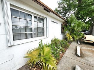102 SW 9th St, Hallandale, FL 33009