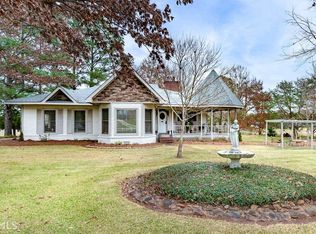 668 Leguin Mill Rd, Locust Grove, GA 30248