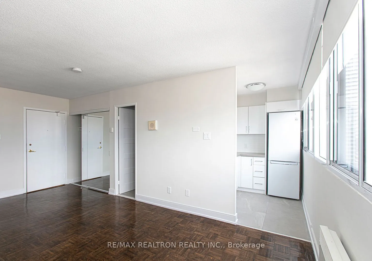 Studio, $1,955 — Photo 2