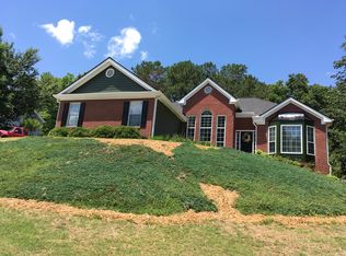 6529 Shady Valley Dr, Flowery Branch, GA 30542