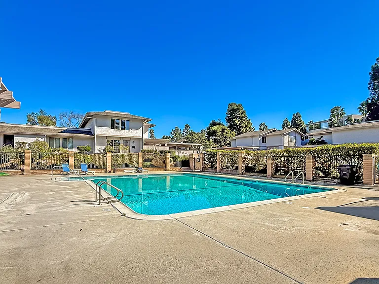 4360 Vision Dr — Photo 17