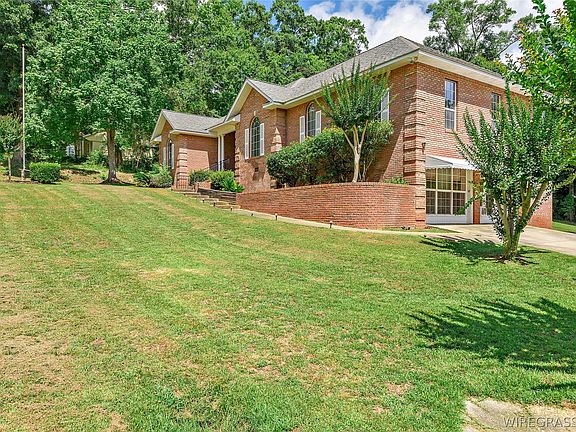 2nd image of 1358 Willow Oaks Dr