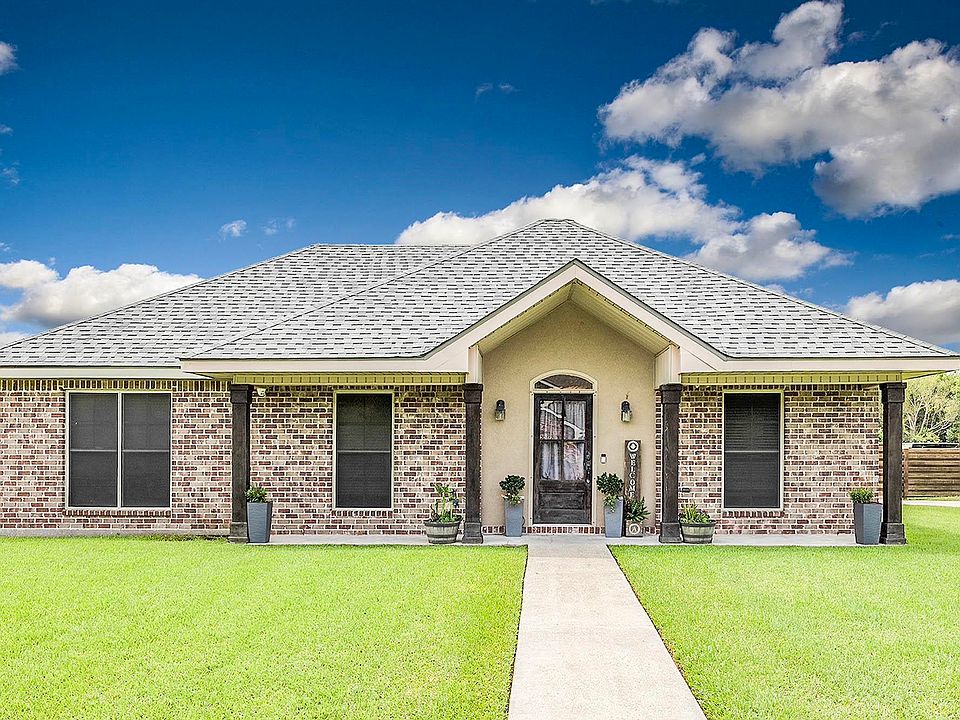 1st image of 173 Casa Dr