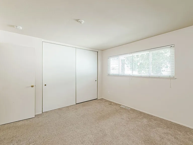 48 Lark Center Dr — Photo 10